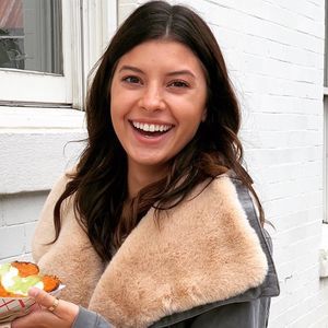 Meet your Posher, Rebeca